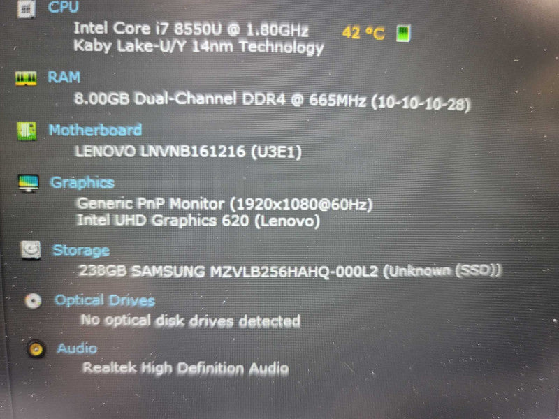 Lenovo IdeaPad 330S-15KIIB i7-8550U @ 1.80GHz, 8GB DDR4, 256GB m.2 Î²