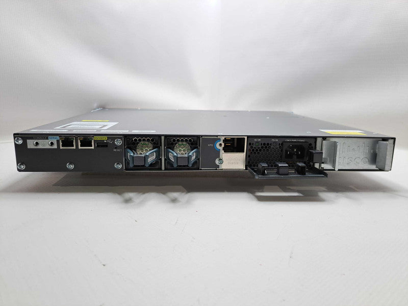 Cisco WS-C3560X-24P-E 24-Port Gigabit PoE+ NetworkSwitch + C3KX-NM-10G Module )