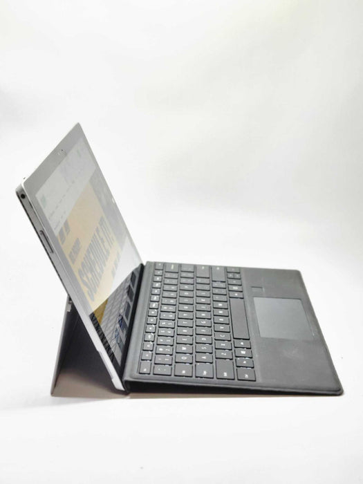 Microsoft Surface Pro 3 | Core I5-4300U | 8GB | 128GB SSD | Power Adapter