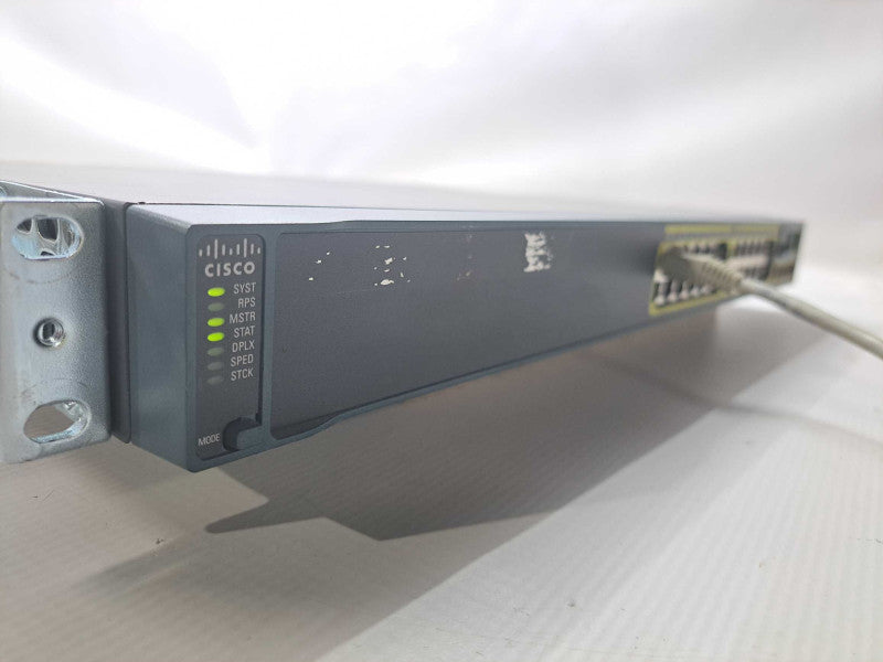 Cisco WS-C2960S-24TS-L 24-Port Gigabit Managed Switch + Rackmount Ears )