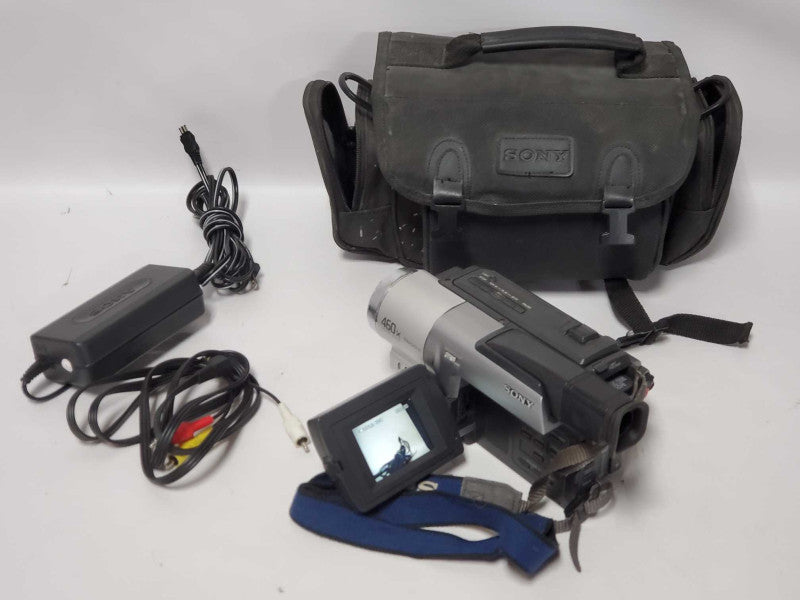 Sony Handycam Vision Video Hi8 CCD-TRV68 NTSC Camcorder (READ) |