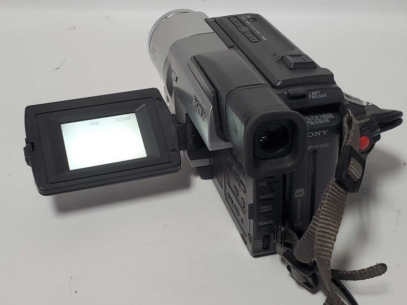 Sony Handycam Vision Video Hi8 CCD-TRV68 NTSC Camcorder (READ) |