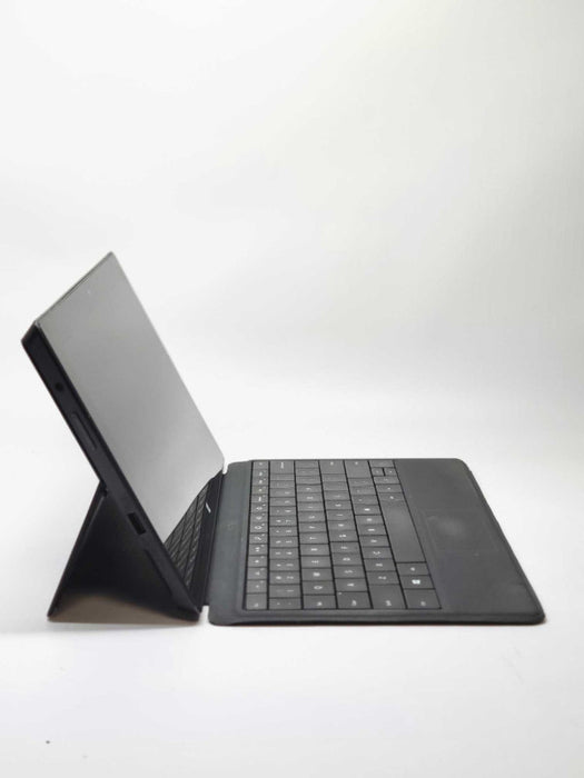 Microsoft Surface Pro 1 - Core i5-3317U @ 1.7Ghz | 4GB | 64GB | Power (READ)