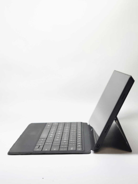 Microsoft Surface Pro 1 - Core i5-3317U @ 1.7Ghz | 4GB | 64GB | Power (READ)