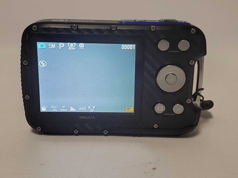 Minolta MN30WP Waterproof 16mft/5m Digital Camera |
