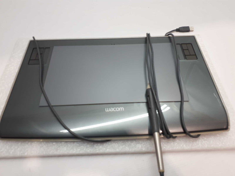 WACOM Intuos 3 PTZ-631W 6\\"x11\\" Graphics Tablet PC & MAC USB with Pen Untested &