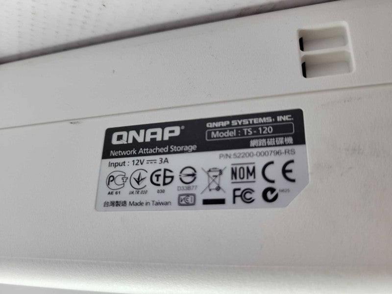 QNAP TS-120 1-Bay NAS No HDD, with HDD caddy, Read _