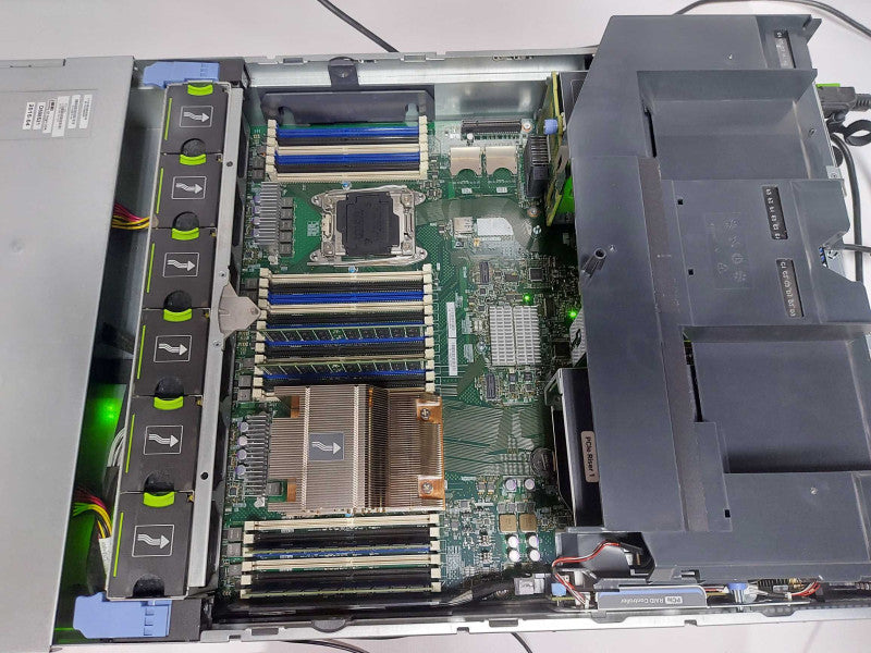 Cisco C240 M4 server DDR4 Xeon E5-2680 V3 @ 2.50ghz / 64gb ram / 12gb Raid #