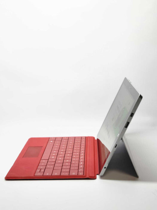 MicrosoftSurface 3 | Intel Atom x7-Z8700 @ 1.6Ghz | 2GB | 64GB SSD |