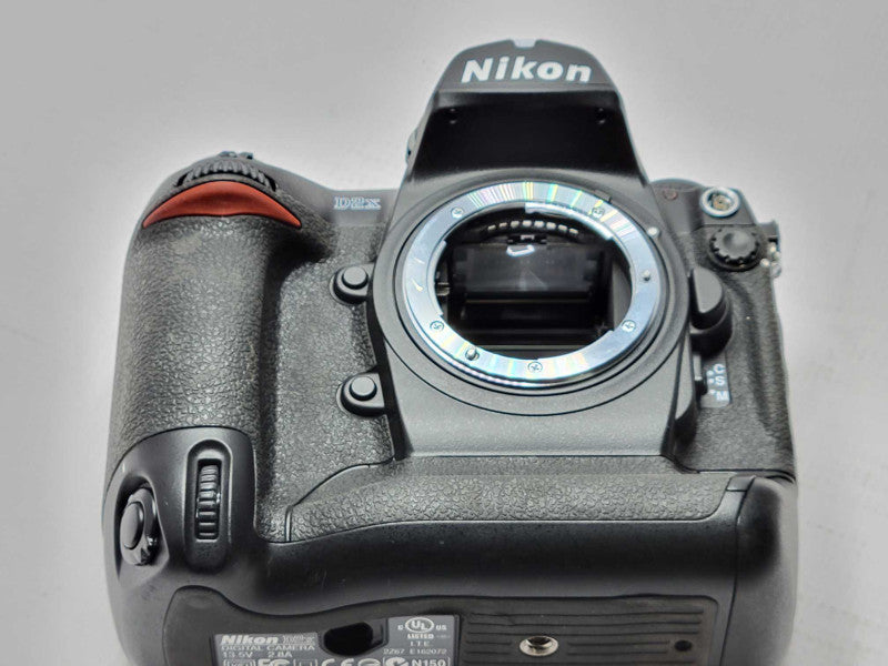 Nikon D2X Digital Camera Body, No Lens, READ _
