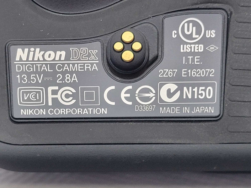 Nikon D2X Digital Camera Body, No Lens, READ _