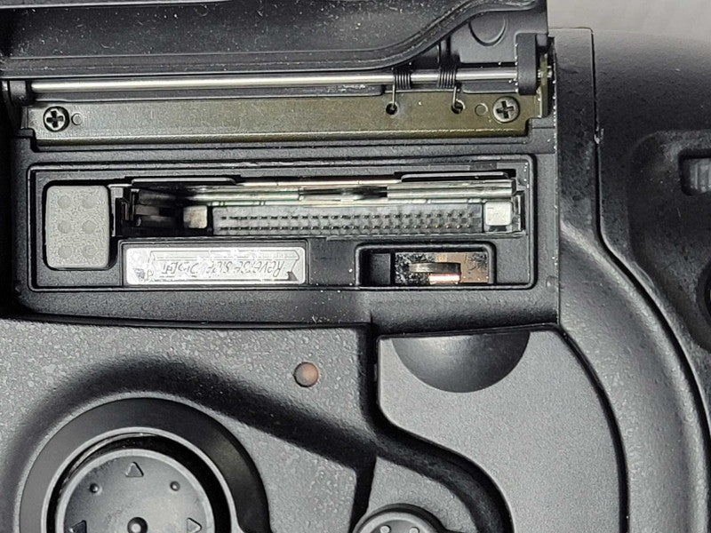 Nikon D2X Digital Camera Body, No Lens, READ _