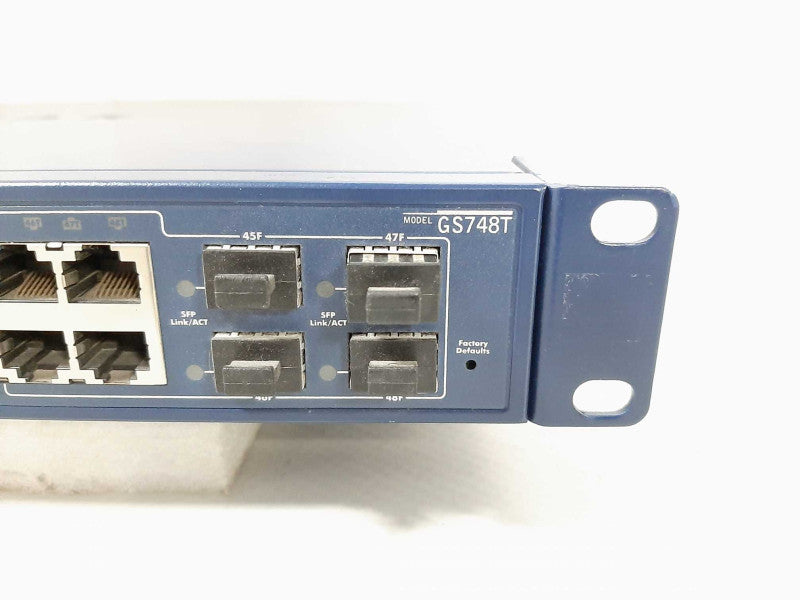 Netgear ProSafe 48-Port 10/100/1000 Gigabit Smart Switch GS748T v3  $
