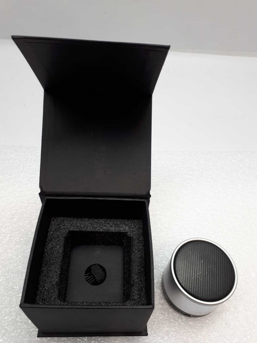 Wireless Bluetooth speaker with Mic- Sleek Design with Metal New Q&