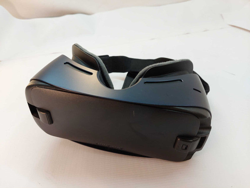 Samsung Gear VR Powered by Oculus