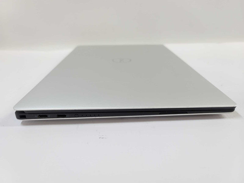 Dell XPS 9380 i7-8650, 16GB DDR3, 256GB SSD **No Battery  Î²