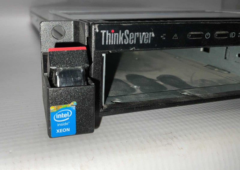 Lenovo Think Server ED350 Intel Xeon E5-2630 v3 @2.40GHz 32GB RAM -