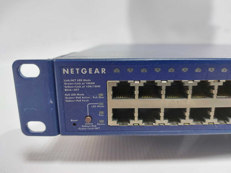 Netgear ProSafe 48x port gigabit Smart Switch PoE GS748TP - READ Q#