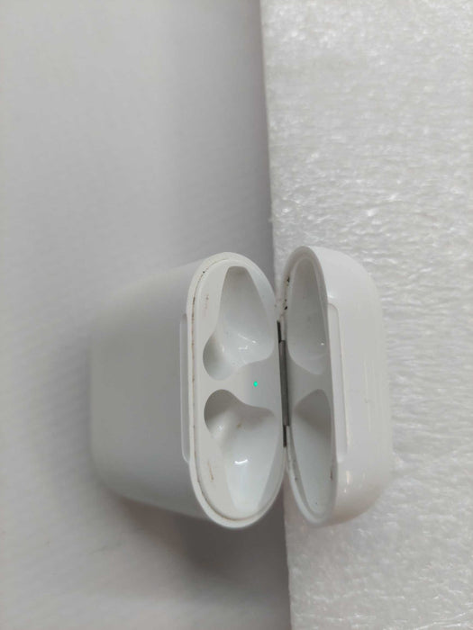 Apple Air Pods ear buds