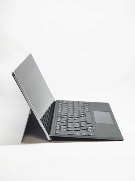 Microsoft Surface Pro 4 | Core i5-6300U | 4GB | 128GB | Power Adapter (READ)