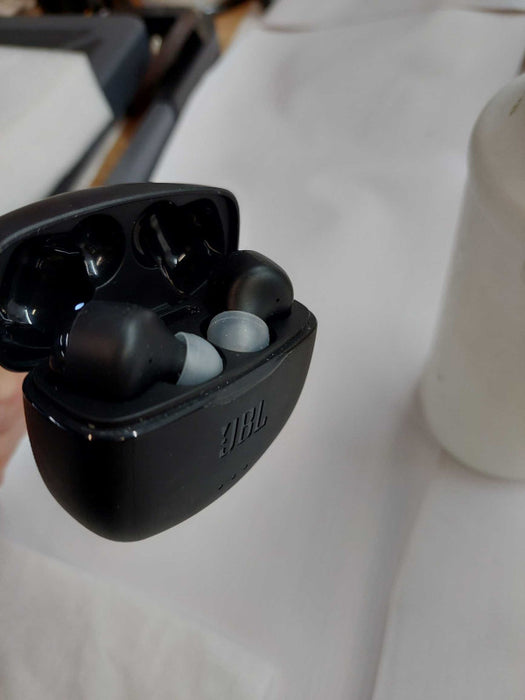 JBL Audio Wireless Earbuds Model: tune215ws