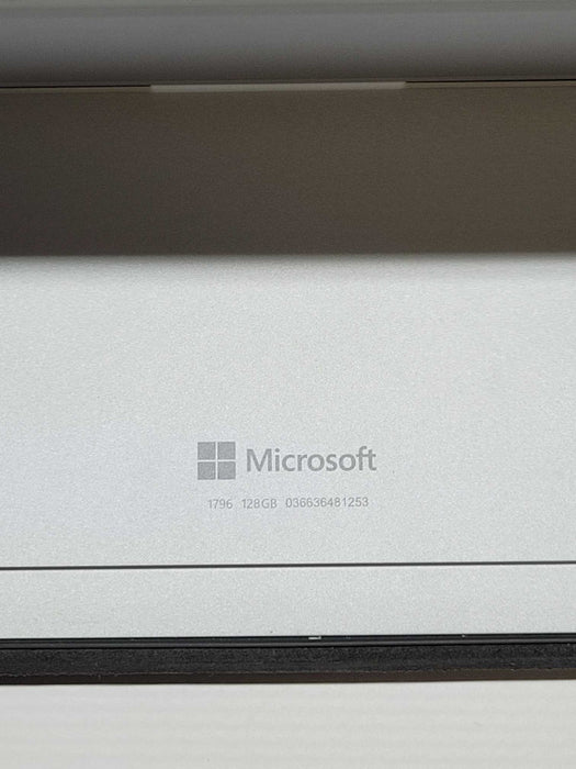 Microsoft Surface Pro 5 | Core m3-7Y30 | 4GB | 128GB SSD |Power Adapter(READ)
