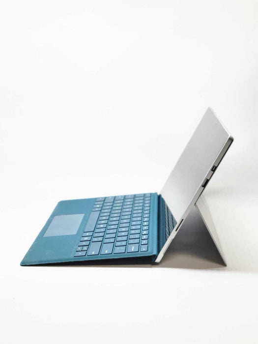 Microsoft Surface Pro 5 | Core m3-7Y30 | 4GB | 128GB SSD | Power Adapter