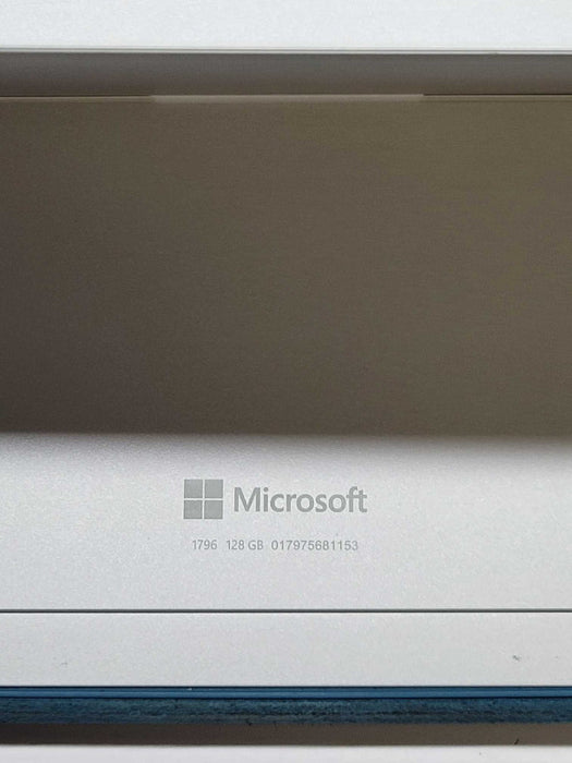 Microsoft Surface Pro 5 | Core m3-7Y30 | 4GB | 128GB SSD | Power Adapter