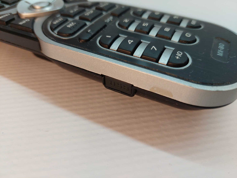 Universal Remote Model: Mx-810