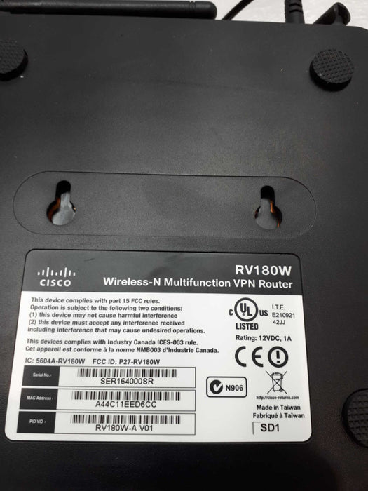 Cisco RV180W Wireless-N Multifunction VPN Router with power adapter &