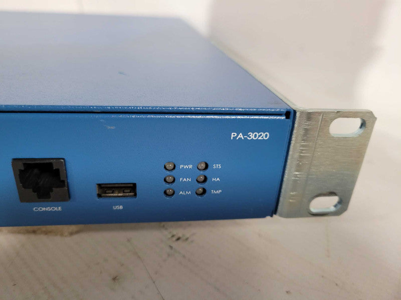 Palo Alto PA-3020 - Network Security Appliance Firewall with ear racks Q!