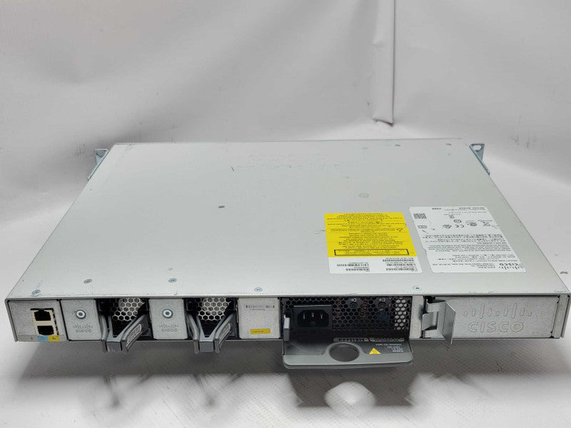 Cisco C9200-24P-E 20-Port Gig and 4x 10Gig PoE Switch w/ 1x PSU _