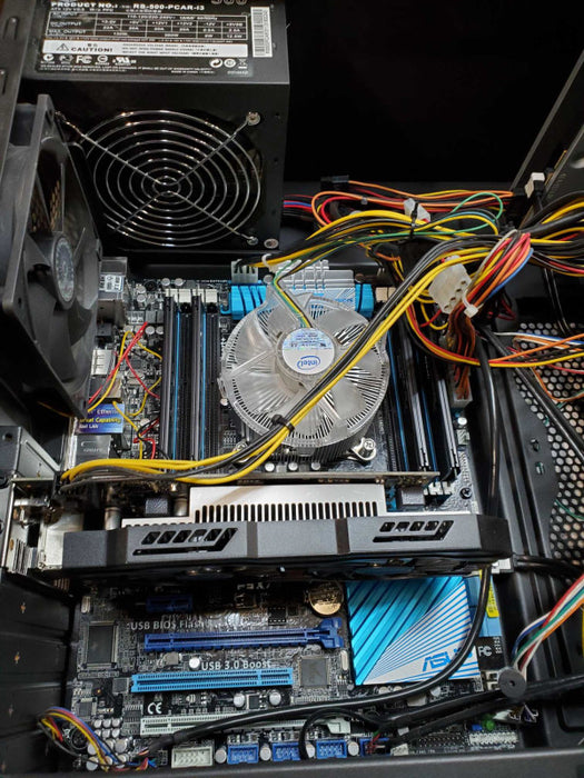 Custom PC - Intel i7-4930k @ 3.40 GHZ 16GB DDR3 GTX 650ti 2GB, 500W PSU