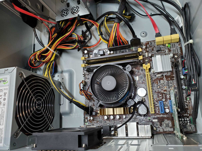 Asus Custom PC - Intel i7-4770 @ 3.40 GHZ 8GB DDR3 480W PSU