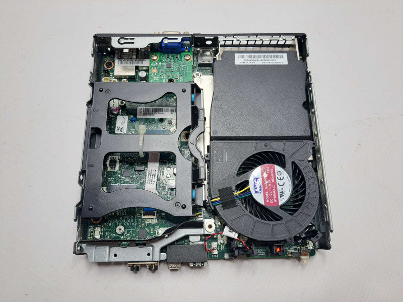 Lenovo ThinkCentre M920q i5-8500T @ 2.10GHz 16GB DDR4 256GB M.2 + Charger )