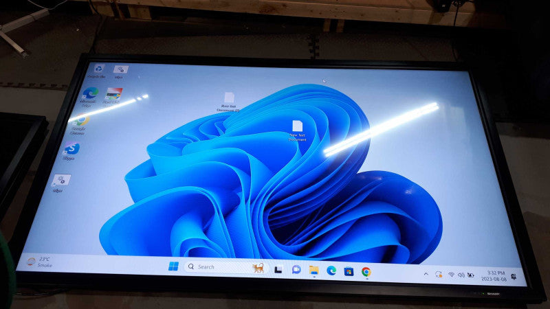 Sharp PN-E802 - 80\\" LED-backlit LCD flat panel display - 1080p (Full Array) Q&