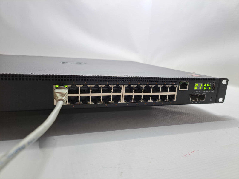 Dell N2024P Networking Switch E05W 24-Port PoE+ 2x 10G SFP+ )