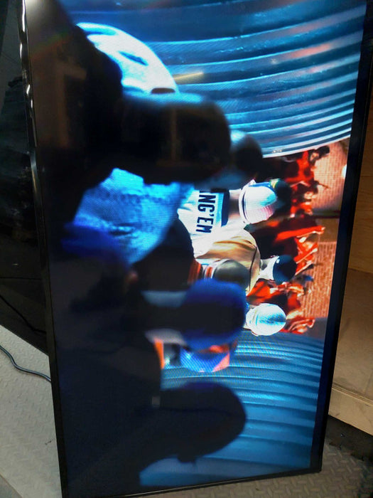 Samsung Colour Display Unit Model:DM48D     LH48DMDPLGA/GZ Q