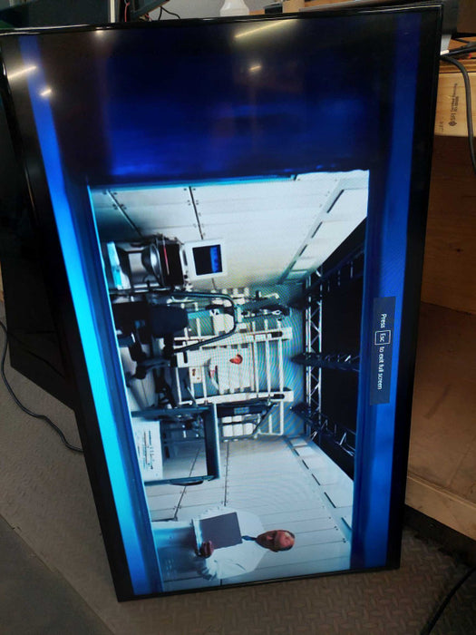 Samsung Colour Display Unit Model:DM48D     LH48DMDPLGA/GZ Q