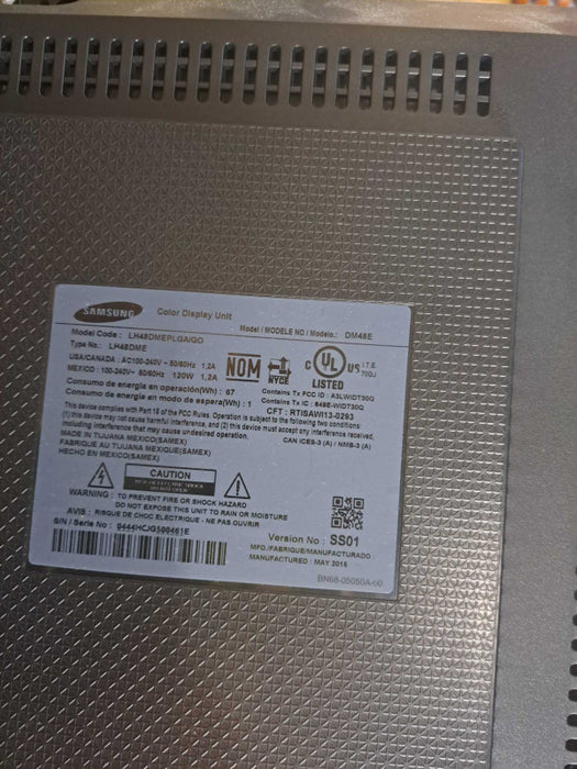 Samsung DM48E â DM-E Series 48â³ Slim Direct-Lit LED Display Q)