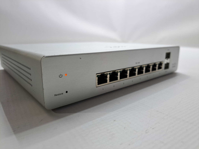 Cisco (MS220-8P) 8 Port Gigabit PoE Cloud Managed Switch **Claimed** )