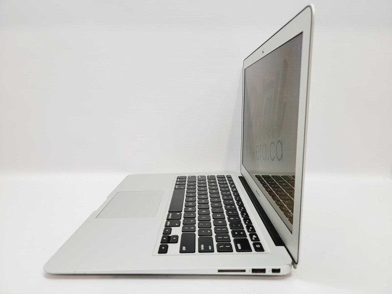 Apple Macbook Air 2015 13\\" Core i5-5250U @ 1.6GHz 8GB DDR3 120GB SSD (