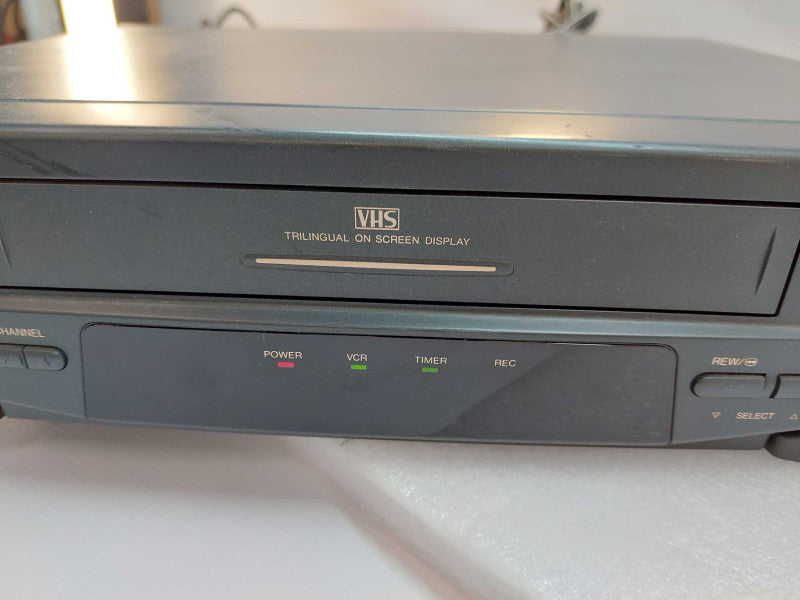 Quasar VHS Player Model: VHQ620-k