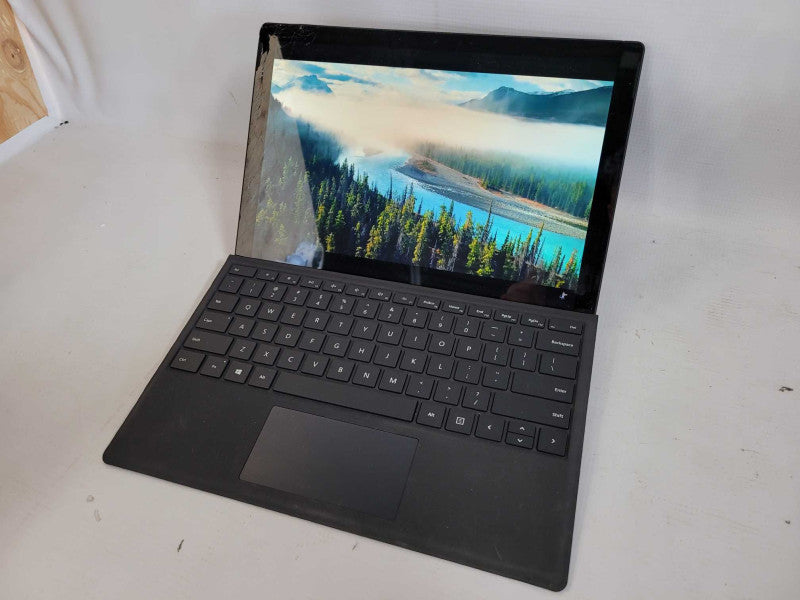 Microsoft Surface Pro 7 (1866) - i5-1035G4, 8GB RAM, 256GB SSD - READ