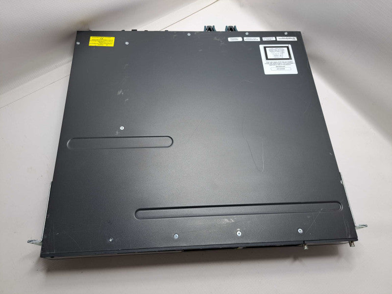 Cisco WS-C3750X-24P-S 24-Port PoE Gigabit Switch 1x C3KX-PWR-715WAC PSU Q)