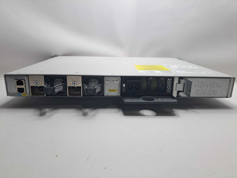 Cisco C9200-48P-E 48-Port Gig PoE+ Network Essentials Switch, 2x C9200-Stack )