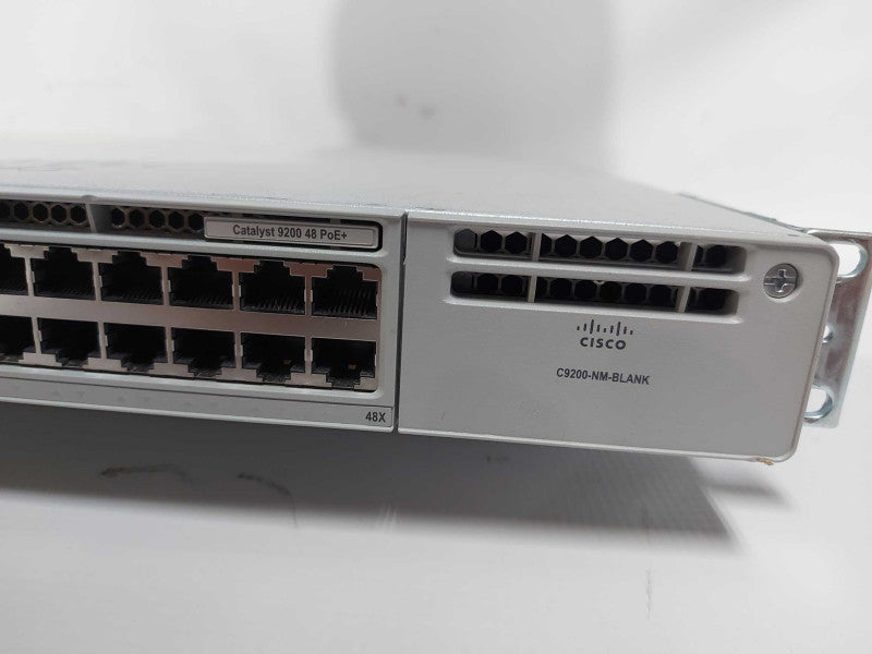 Cisco Catalyst 9000 series gigabit PoE+ Switch C9200-48P-E V01 - FACT RESET Q#