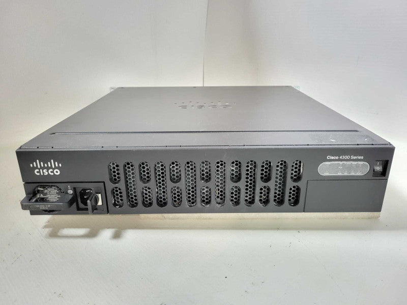 Cisco ISR4351/K9 Gigabit Integrated Service Router, no clock issue Q$