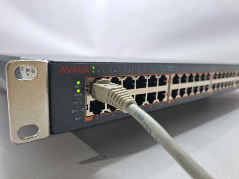 Avaya ERS3549GTS-PWR+ 48 Port Gigabit PoE+ Network Switch (AL3500A16-E6) )