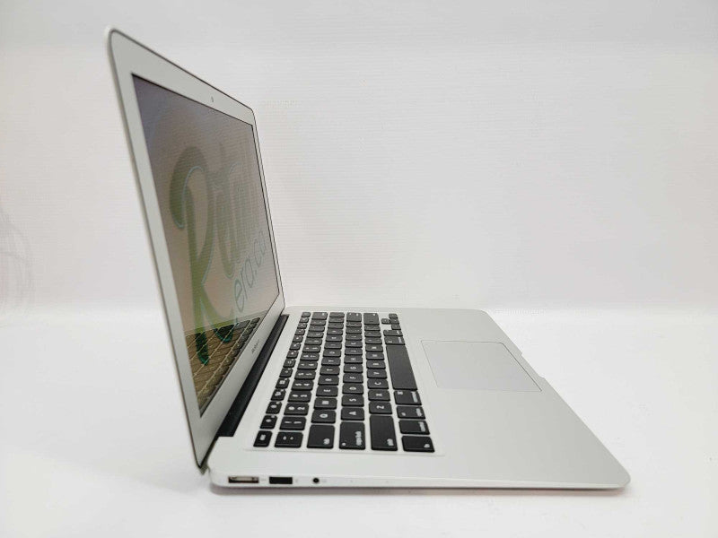 Apple Macbook Air 2015 13\\" Core i7-5650U @ 2.2GHz 8GB DDR3 120GB SSD (